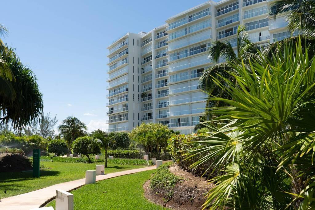 Amara By Andiani Aparthotel Cancun Exterior photo